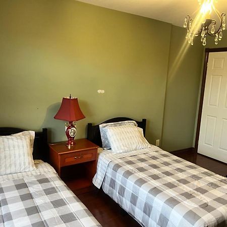 Hotel/Home Виндзор Экстерьер фото